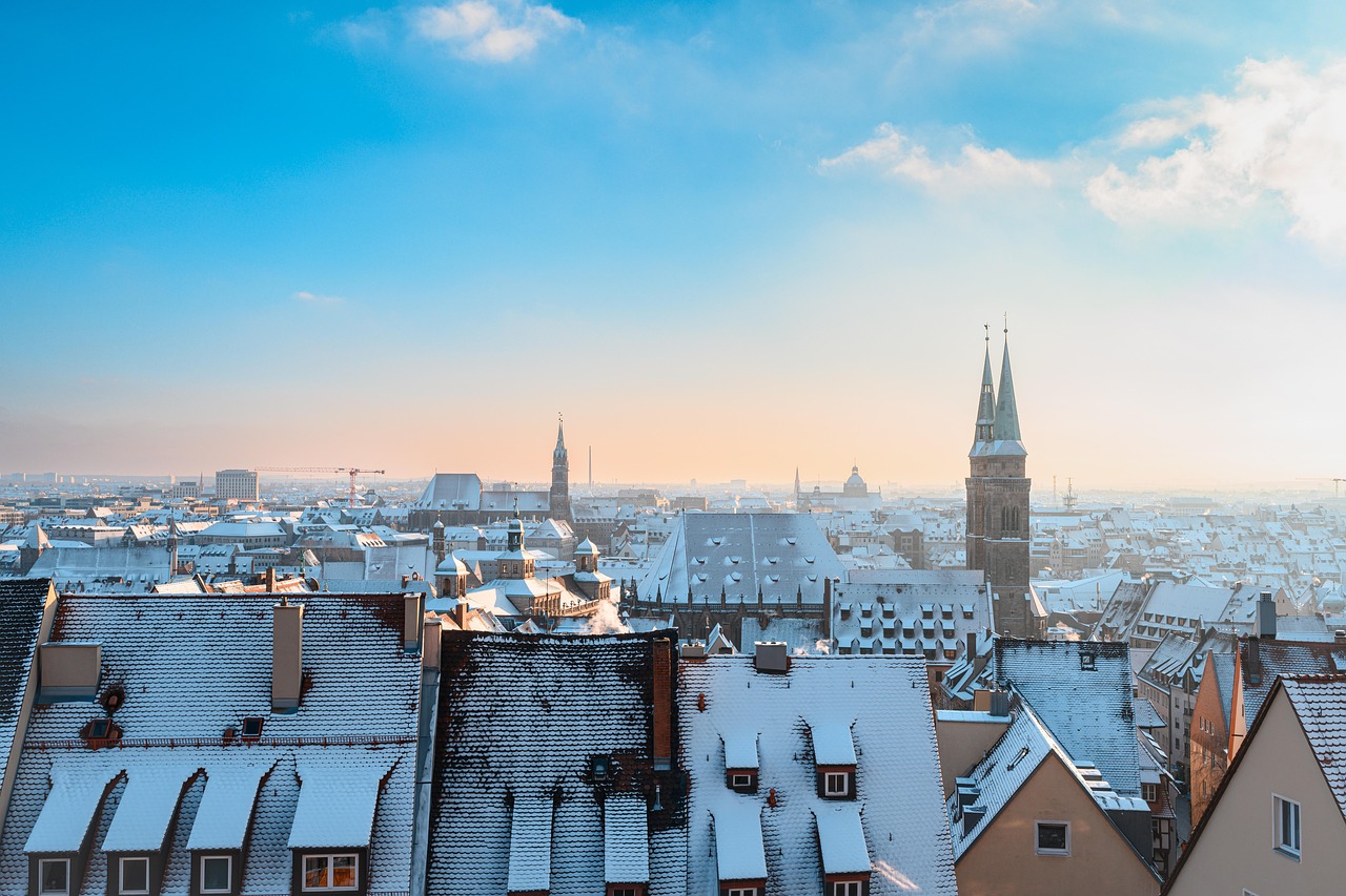 roofs, buildings, snow, city, winter, architecture, cold, horizon, outdoors, wintry, nuremberg, historic center, churches, nature, outlook, panorama